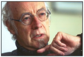 Roger McGough, photo Tony Hardacre